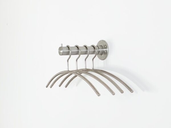 Kledinghanger uit RVS-INOX 304 met 4 RVS-INOX 304 kledinghangers