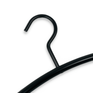Kledinghanger zwart detail