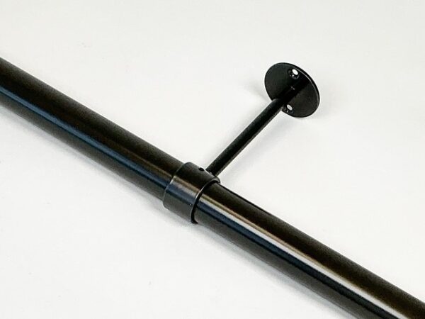 Afstandsteun Gun Metal. Gemonteerd aan buis. Model 14 cm tot hart buis.