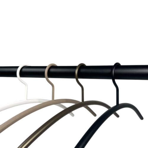 Kledinghangers in kleur