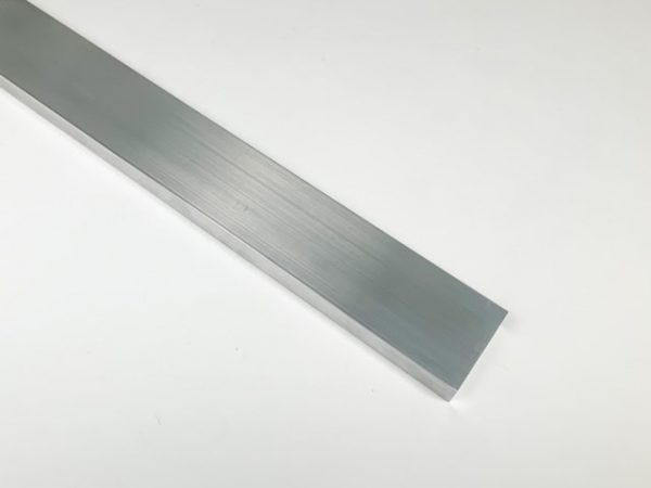 Strip in aluminium